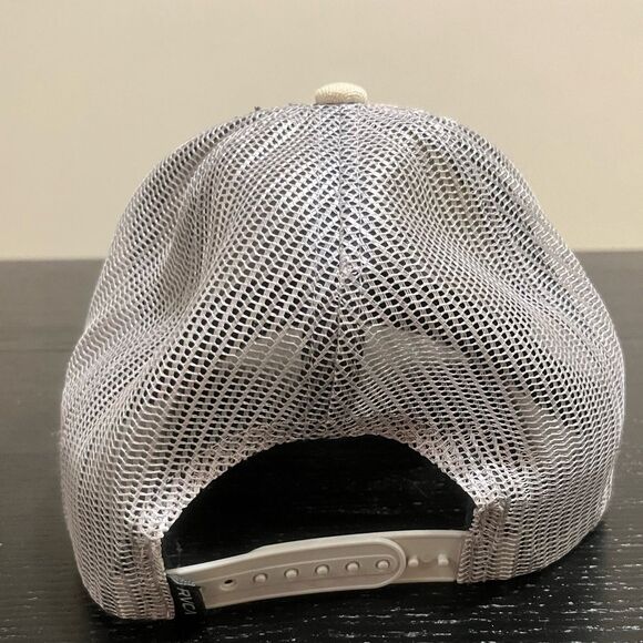 adjustable RVCA hat - Picture 2 of 5